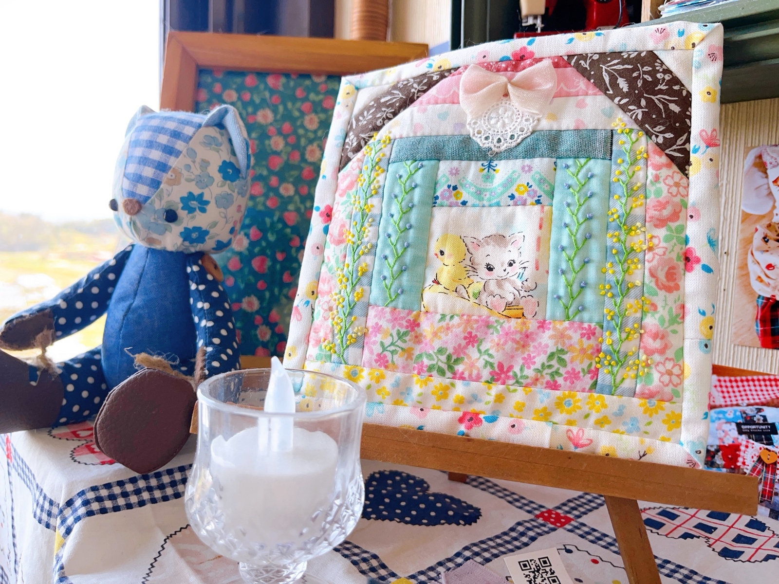 ベビーベアとログキャビンのキルト　パッチワーク　ベビーキルト　ハンドメイド パッチワーク♡ベビーキルト♡大サイズ♡ハートアップリケがキュート
