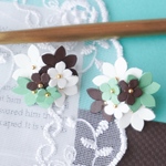 チョコミントカラーの花束　　イヤリング(ピアス)