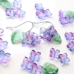紫陽花 ピアス イヤリング ガラス デザインガラス ブルー パープル プチプラアクセサリー 青 紫 プチプラ あじさい 雨の日アクセサリー