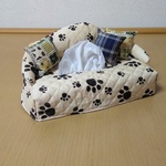 ソファー型が可愛い～ティッシュボックスカバー(肉球）