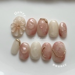 【185】ニュアンスネイル ぷっくりフラワーネイル キラキラ🌸ネイルチップ