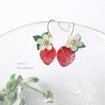 ひんやり氷いちご🍓ピアス（イヤリング）
