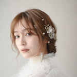 〈ディップアートの髪飾り〉ヘッドドレス　ヘアアクセサリー　ブライダル　ウェディング　結婚式　成人式　卒業式　発表会　ディップアート　アメリカンフラワー｛26｝