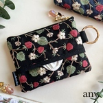 new🌿インド刺繍生地♡ポケットティッシュポーチ⑬✨　いちご柄　いちご🍓　ブラック
