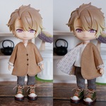 オーダー　ベージュ袖まくりカーディガン（ねんどろいどどーるオビツ11共有サイズ）