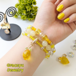 SALE5/25迄🍋レモン🍋天然石イエロークラック水晶イエロージェイド＆アゲートコイルブレスレット　🍋レモン　2点　レモンカラーガラス＆貝殻チャーム付き