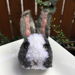 うさぎブローチ
