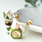 　【再販】抹茶パフェと抹茶ロールケーキ　　ミニチュア　　ピアス/イヤリング　受注販売