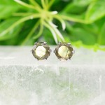 ラブラドライト・ピアス　5mm（1ペア）　No.4