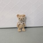 モールアート　ミニチュア　テディベア　ベージュくま　モールベア　モールドール　小さなぬいぐるみ　ドール小物　チーキーくま