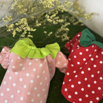  【ず様専用】いちごフリルブラウス2枚🍓