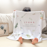 【おなまえブランケット〻flower 】出産祝い ブランケット ベビー 出生データ入り お名前入り 90×60cm フランネル ひざかけ ギフト　名入れ　女の子　花柄