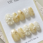 No.125 ぷっくりフラワー🌼　黄色イエロー　お花　ニュアンスデザイン　淡色　オフィスネイル　冬ネイル　春ネイル　夏ネイル　ネイルチップ　ミラーデザイン　パール　入学式　卒業式　結婚式　ブライダル　