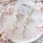 【華海月 桜】パール クリア ガラス ロング ピアス イヤリング プレゼント ギフト ブライダル ウエディング 結婚式 お呼ばれ