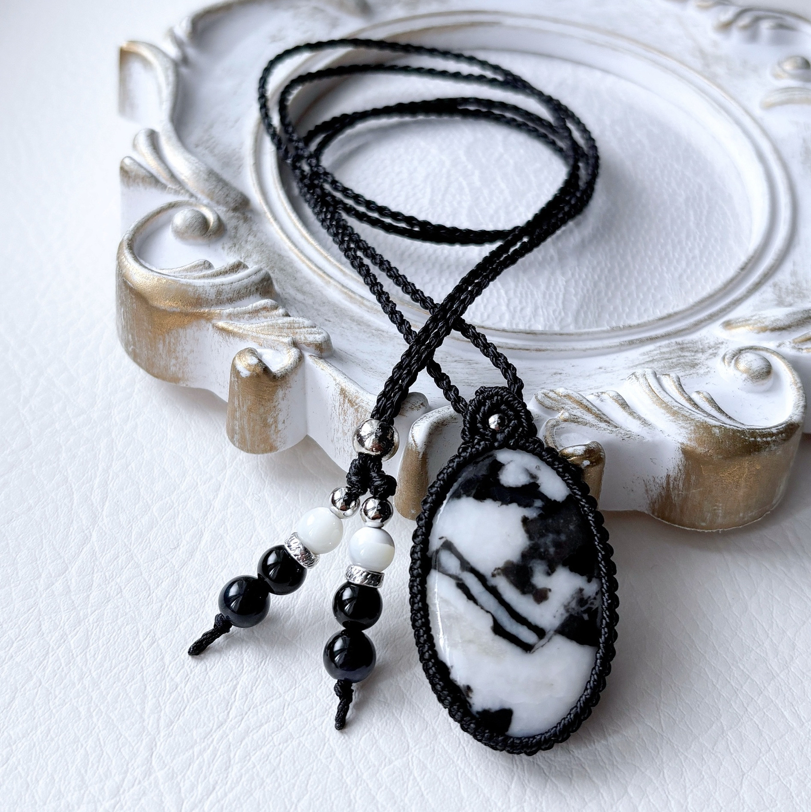 ゼブラジャスパーのマクラメネックレス No.2418 - the_artisan_spirit