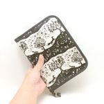 B6サイズの手帳・ブックカバー（ワイド）「どんぐりの里」