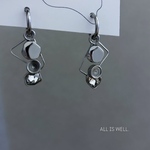 【 angle. 】アングル　揺れる　フープピアス　モード　金属アレルギー対応　シルバーアクセサリー　ステンレス　ALL IS WELL.