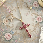 *再販*pink　❤️ジルコニアcrossのネックレス❤️ステンレスチェーン使用