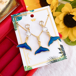 新作❣️ 夏🏖☀️ ホエールテール🐳✨ クリスタル ゴールド ネックレス ピアス セット レディース アクセサリー✨シルバー