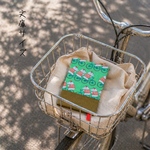 文庫本　ブックカバー　栞紐が取り外しできる♪　「自転車カバさん」