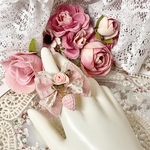 薔薇と苺のフリルリボンリング