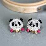 パンダのピアス　ビーズ刺繍　熊猫　panda