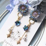 【イヤリング】星を宿したガーベラのピアス/イヤリング