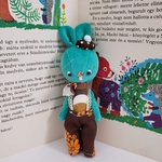 チョコミント色のミニョン君（うさぎ）a