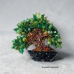 盆栽のビーズ刺繍ブローチ