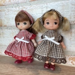 M2606 ミキちゃんマキちゃん　赤　茶色　ギンガムチェックワンピース コーディネート　ハンドメイド　服
