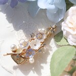 【右単品】青　芽吹きの桜の精霊のヘアクリップ