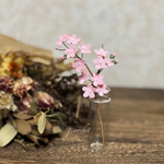 小さな編み染めの桜　