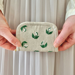 すずらんの手刺繍ミニ財布(きなり)