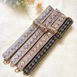 ꫛꫀꪝ✧‧˚ヴィンテージ・フルール   ショルダーストラップ　 カメラストラップ　スマホショルダー　　インド刺繍リボン