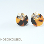 べっこう風ビジューピアス
