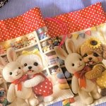 トイプードル＆マルティーズ×小花柄コットン巾着ポーチ濃いピンクワックス
