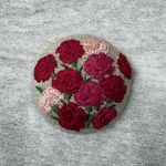 刺繍ブローチ