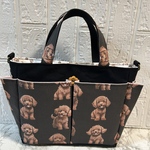 【ハンドメイド】♡トイプードルちゃん《レッド》柄♡ポケット沢山お散歩バック
