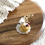 パンケーキをのぞきこむシマエナガ｜ちいさな朝ごはん キーホルダー