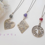 「ＳＡＬＥ」選べる　アリスチャームのネックレス（②アリスダイヤは完売しました）