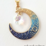 snow ice blue gradation moonネックレス