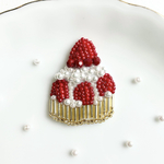 苺ケーキ　ビーズ刺繍ブローチ/ バッグチャーム 