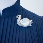 新作✨スワンちゃん🦢ブローチ【即納作品】