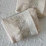 ラスト1点⭐︎*アウトレット品* ぽこぽこガーリーなアシンメトリーポーチ　L size white  インド刺繍リボン