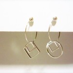 ススクエアーリングシンプルノンピアス