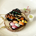 ミニチュア　お団子🍡とお寿司のピアス・お茶とみつまめ付き