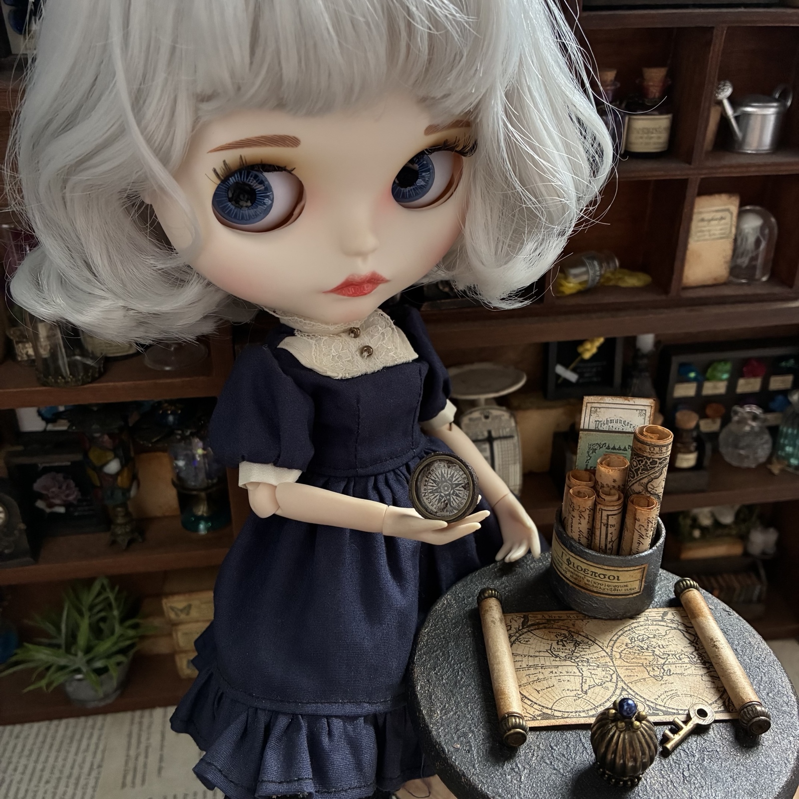 机上の冒険者セット :ミニチュア ドールハウス アンティーク 汚し加工