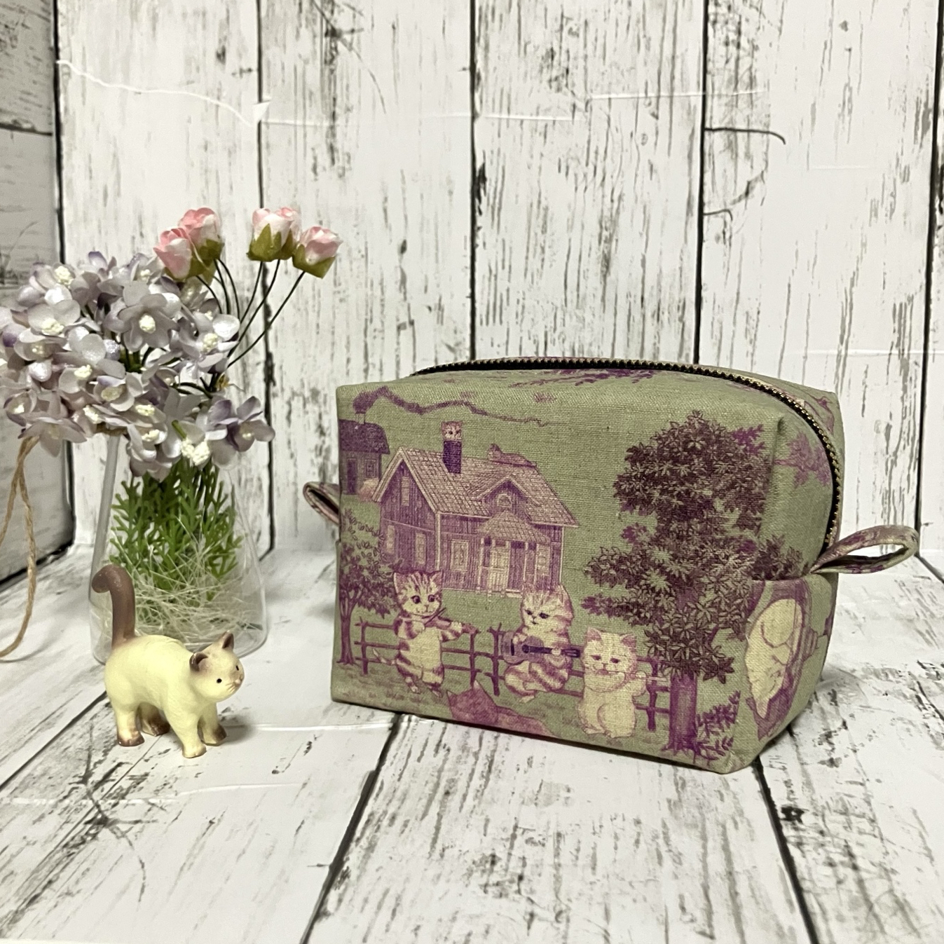 北欧風＊テトラ型三角鍋つかみ - ＊Neko no Te＊ | minne byGMOペパボ