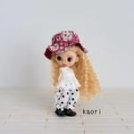 プチブライス　バラ柄ハットの3点セット　ハンドメイド　服