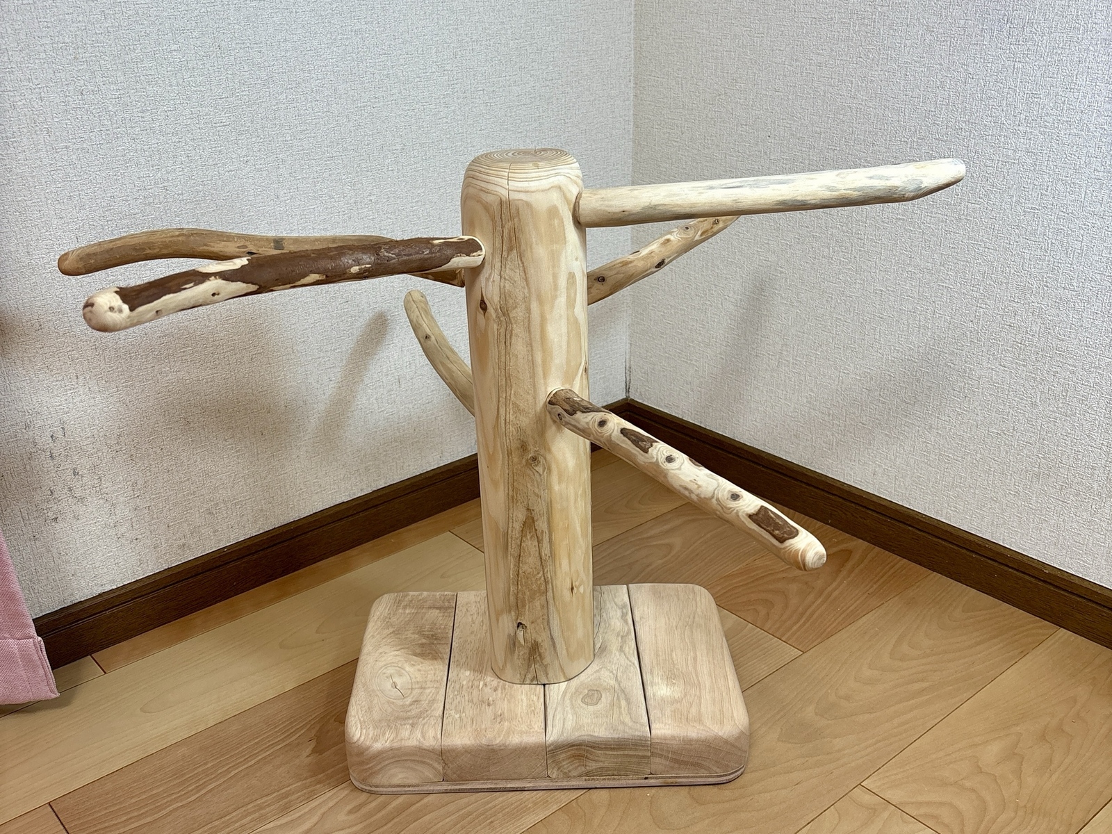 【大型鳥用】くねくね螺旋状♬どっしりバードスタンド 大型鳥】どっしり♬螺旋状スタンド - frankyboy | minne byGMOペパボ